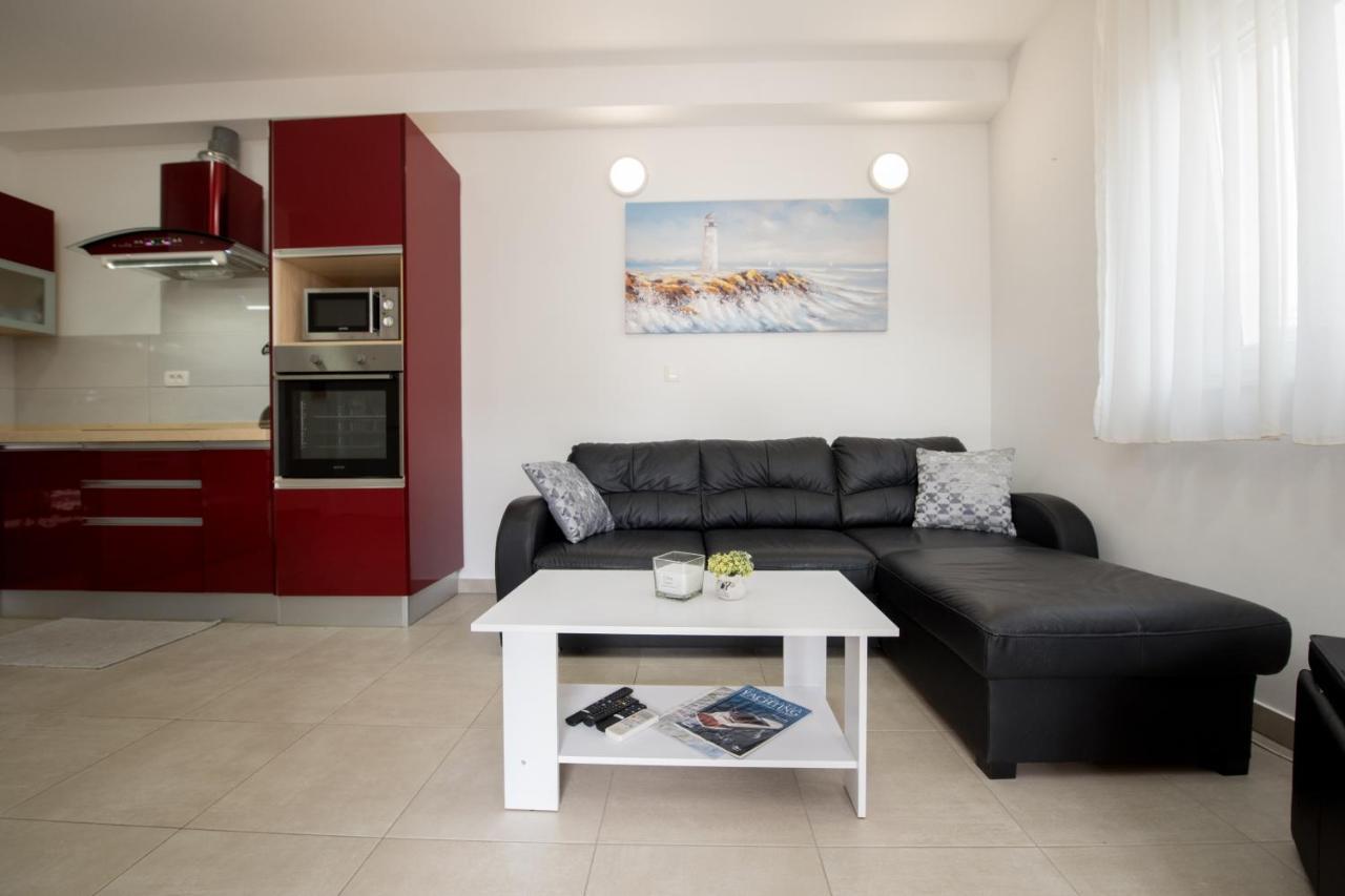 Apartment Miss Tina Trogir Exterior photo