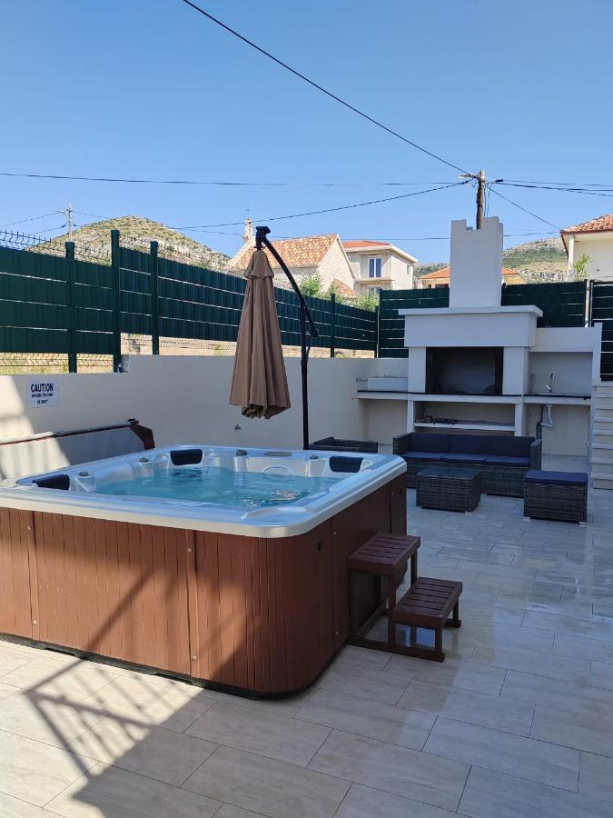 Apartment Miss Tina Trogir Exterior photo