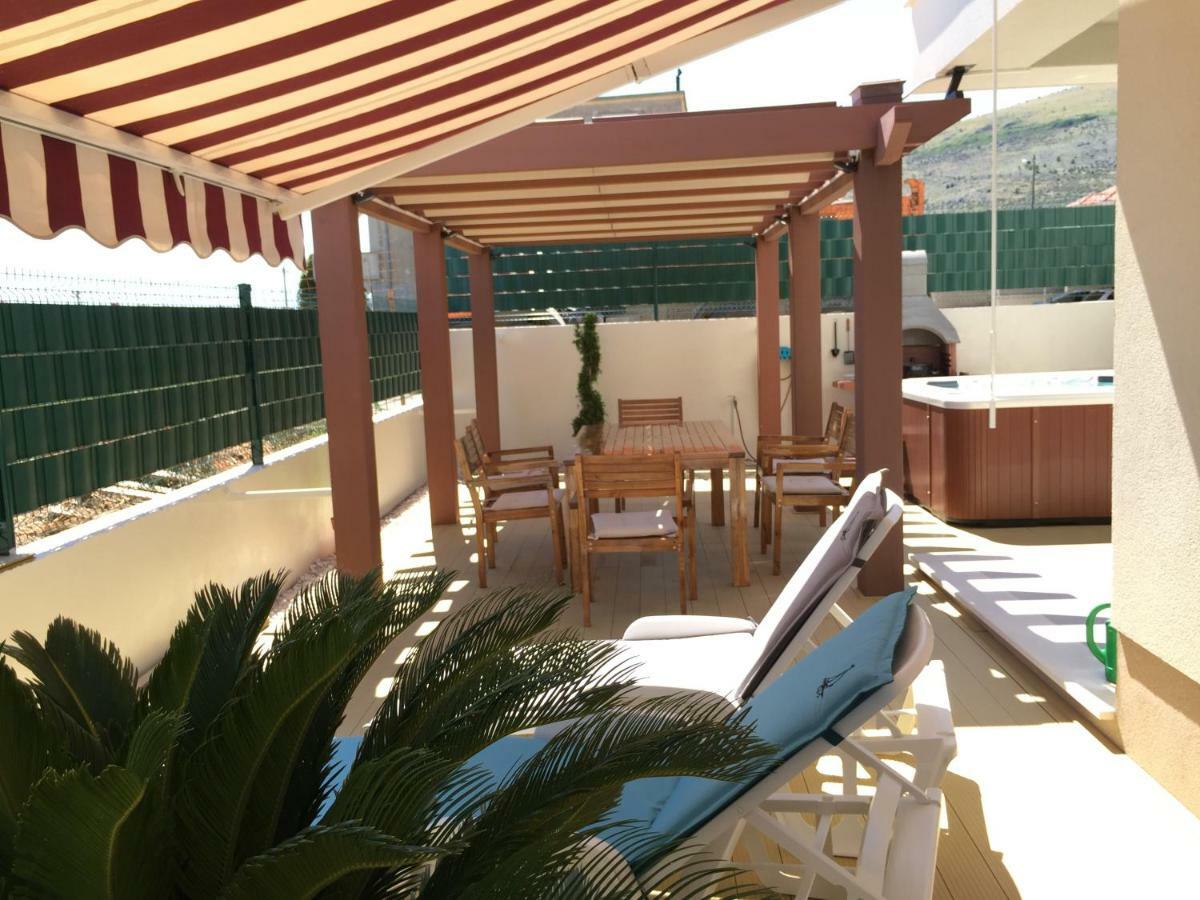 Apartment Miss Tina Trogir Exterior photo
